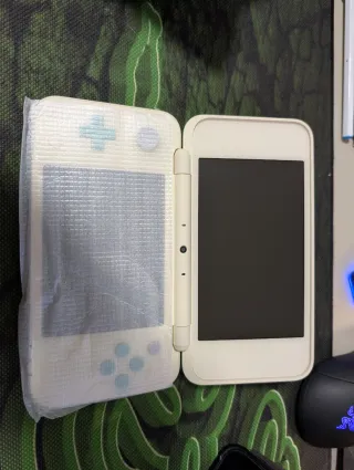 New Nintendo 2DS XL Animal Crossing Edition