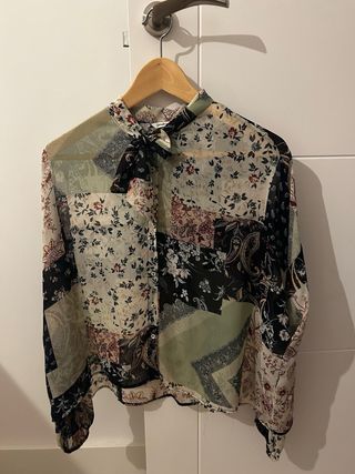 Blusa Stradivarius Patchwork Estampada