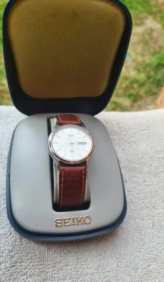 Reloj Seiko Cuarzo Marrón/Plata