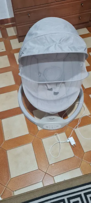 Hamaca para bebé gris con mando