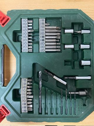 Maletín Bosch X60 - Set Brocas y Puntas