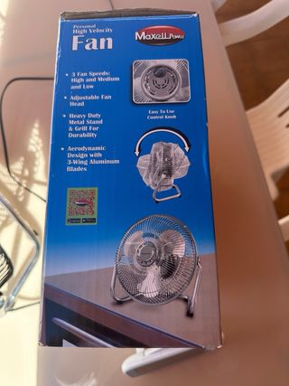 2 Ventiladores de Mesa Maxell y Habitex
