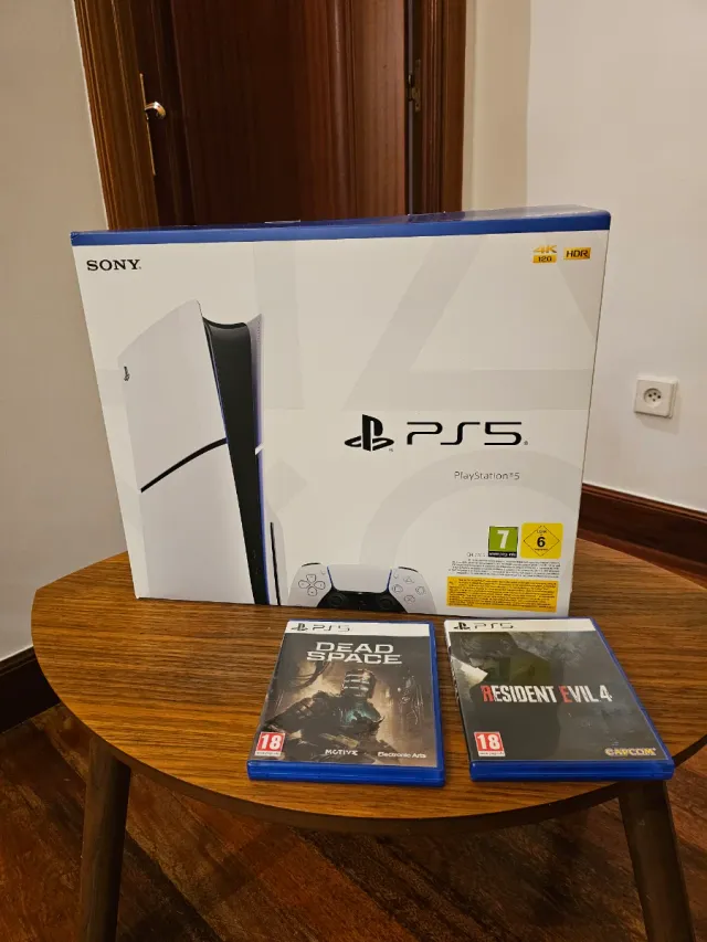 Consola Sony PS5 Slim Blanca + 2 Juegos