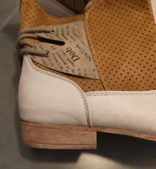 Botines de piel blancos y marrones talla 40