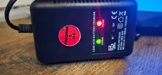 Televisor  14 pulgadas 12v/220v falta cable 12v