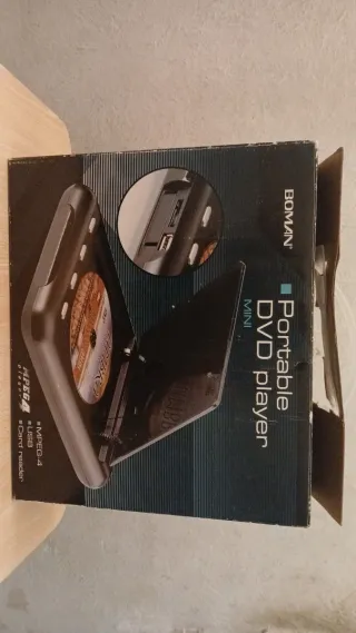 Reproductor DVD Portátil BOMAN Mini