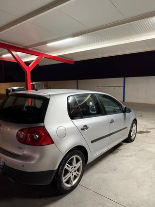 Volkswagen Golf 2007