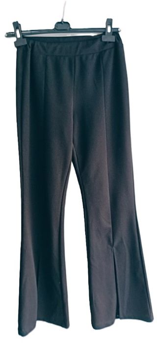 Pantalón Doralisa negro con abertura