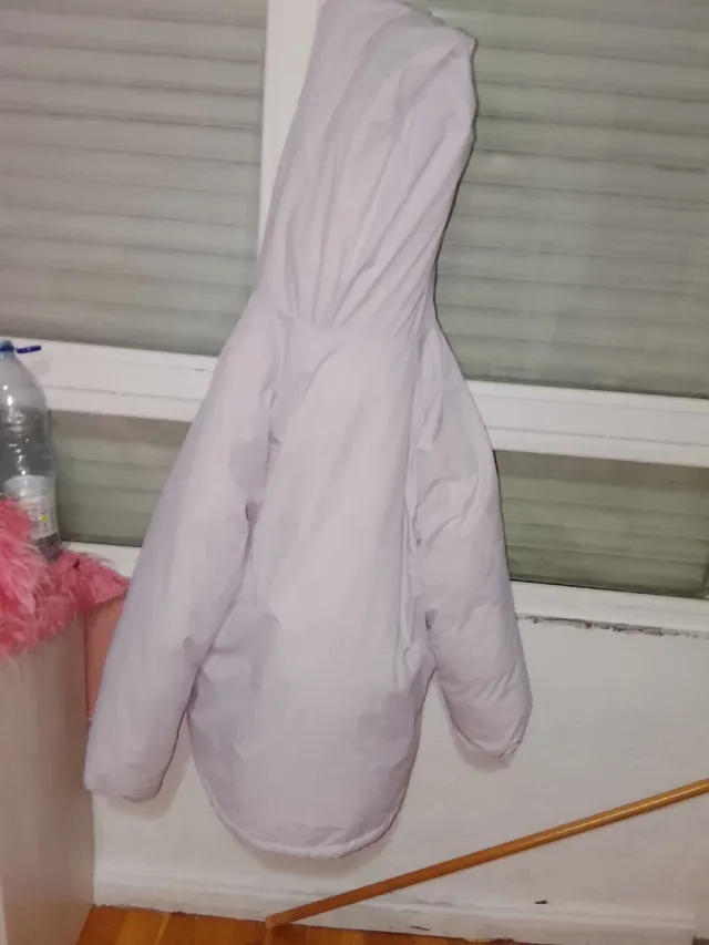 Cazadora Lefties Talla L buen estado uso 1vez