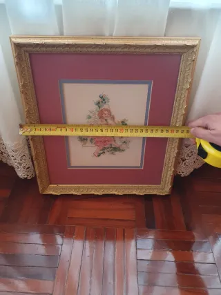 Cuadro Letra A con marco dorado