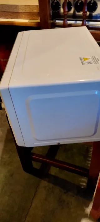 Microondas NEVIR blanco