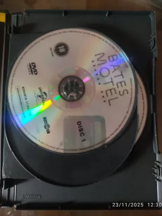 Bates Motel - Temporada 1 DVD Norman Bates