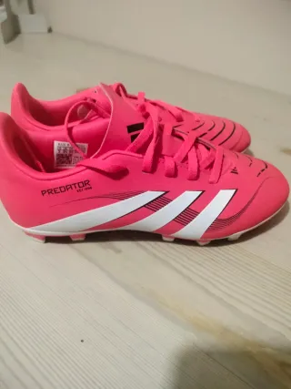 Botas de fútbol Adidas predator Tacos Talla 35