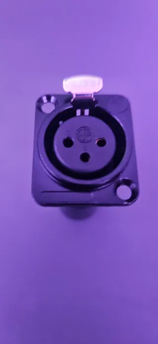 Adaptador XLR Hembra a XLR Macho