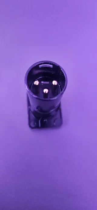 Adaptador XLR Hembra a XLR Macho