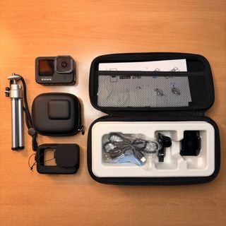 GoPro Hero 9 Black + custodia + treppiede