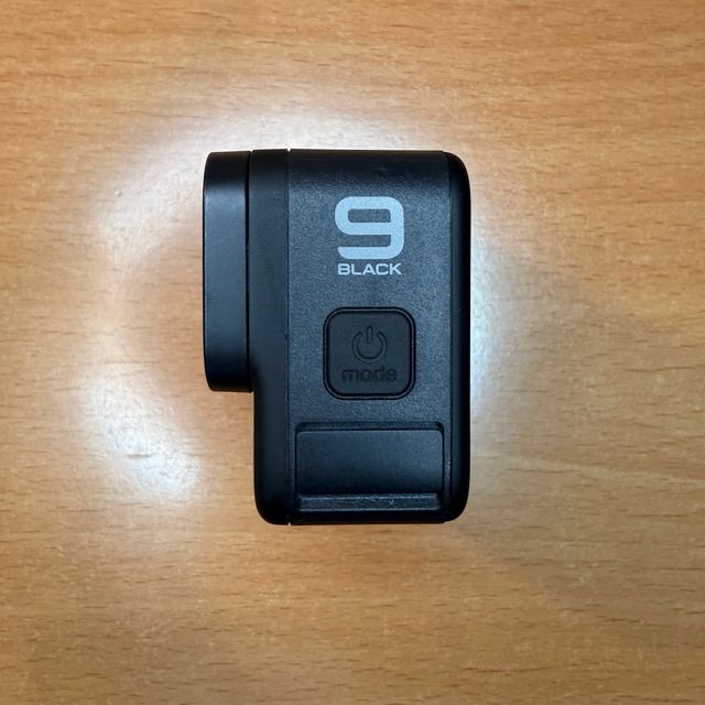 GoPro Hero 9 Black + estuche + trípode