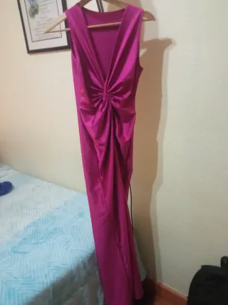 Vestido rosa satinado drapeado
