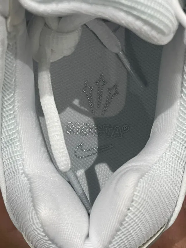 Nike NOCTA Talla 41 Blancas Plata Nuevas