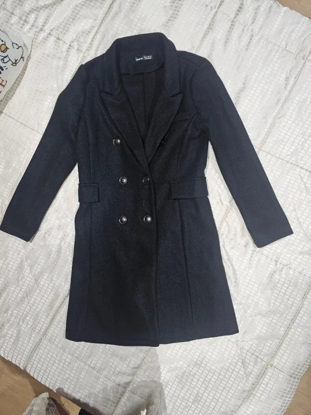 Abrigo negro talla XS nuevo