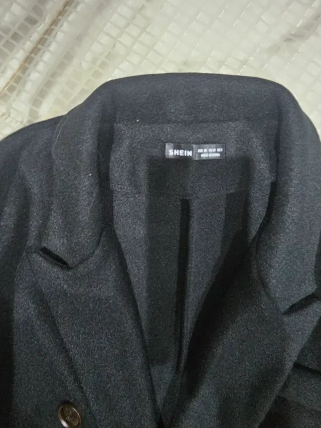 Abrigo negro talla XS nuevo