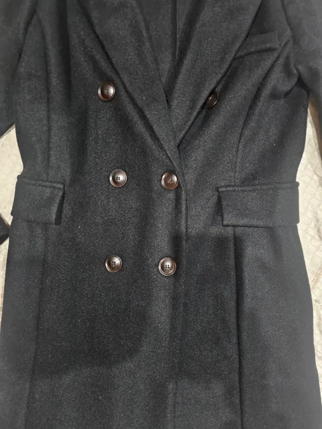 Abrigo negro talla XS nuevo