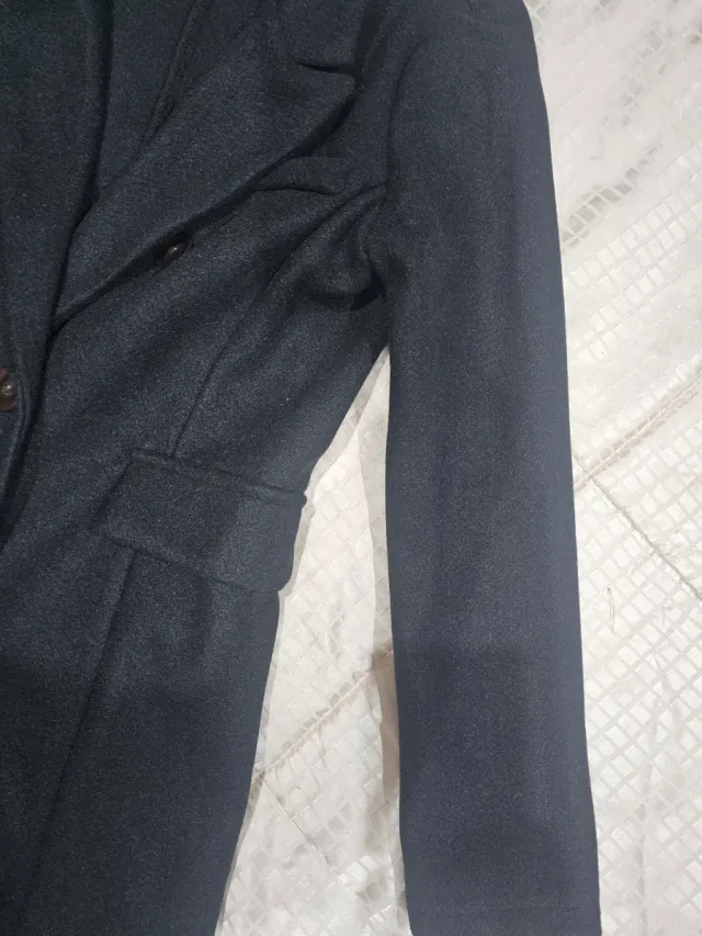 Abrigo negro talla XS nuevo