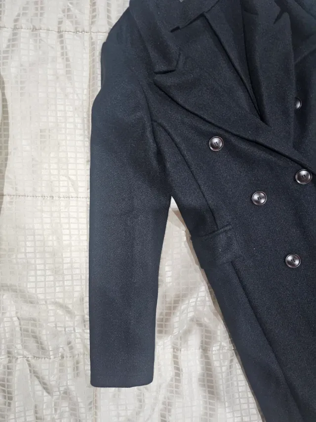 Abrigo negro talla XS nuevo