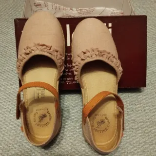 Sandalias .vul.ladi.  niña talla 36