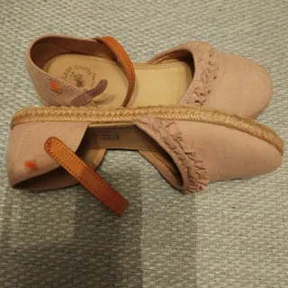 Sandalias .vul.ladi.  niña talla 36