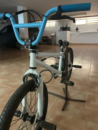 Bicicleta BMX