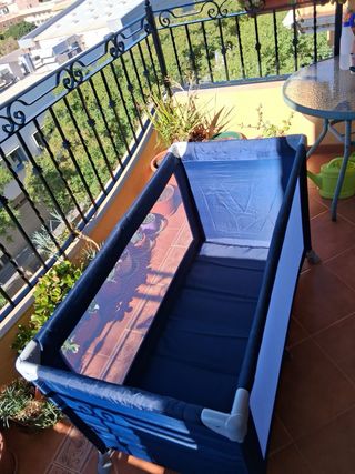 Cuna de viaje plegable