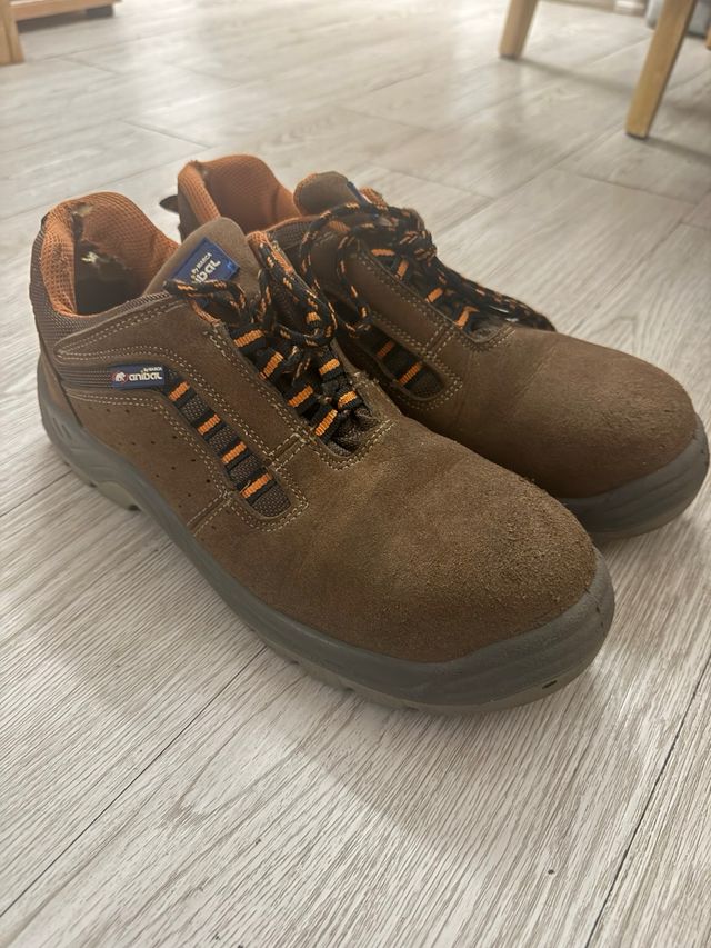 Zapatos de seguridad Aníbal Marrones