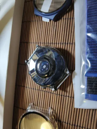 Reloj Huawei GT2 Pro + Freebuds 4i +accesorios.