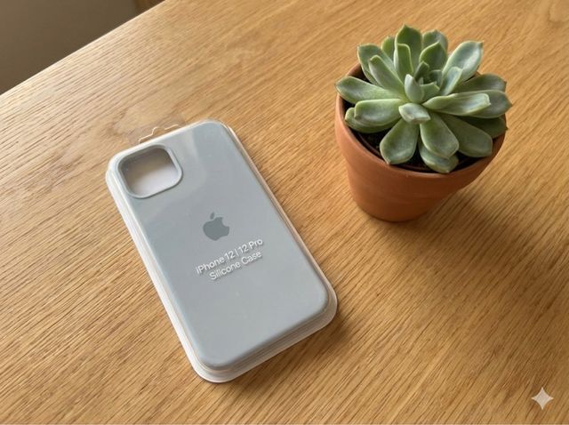 Cover iPhone 12/12 Pro Light Gray