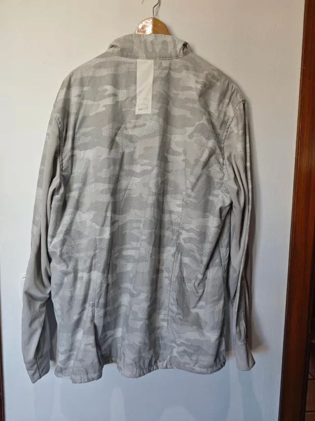 Chaqueta Urban District Camuflaje Gris