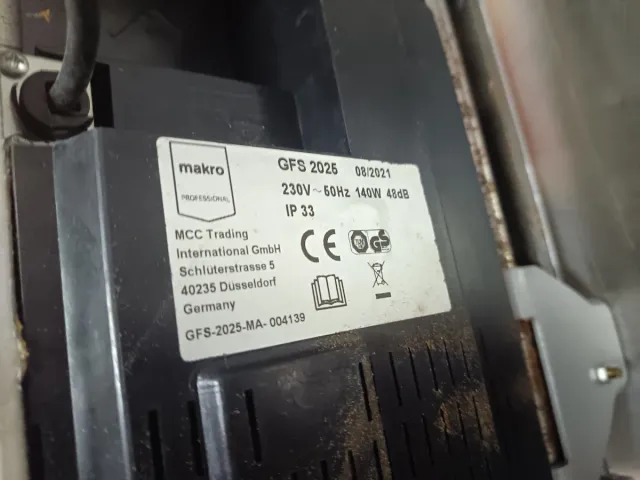 Tagliatrice industriale per salumi/insaccati MAKRO