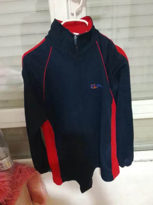 Chándal Jesuitinas Azul Marino y Rojo