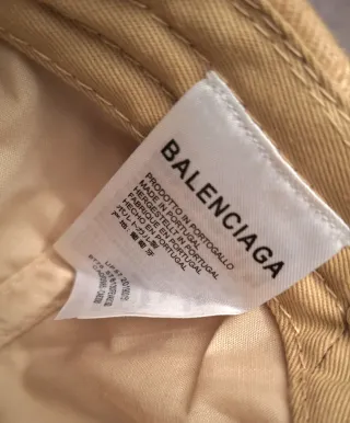 Gorra Balenciaga Beige