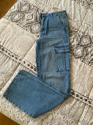 Pantalones cargo vaqueros