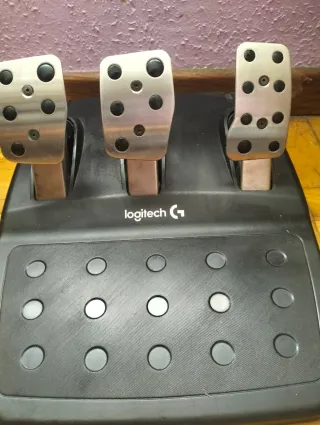 Volante y Pedales Logitech G29 PS4/5 y PC