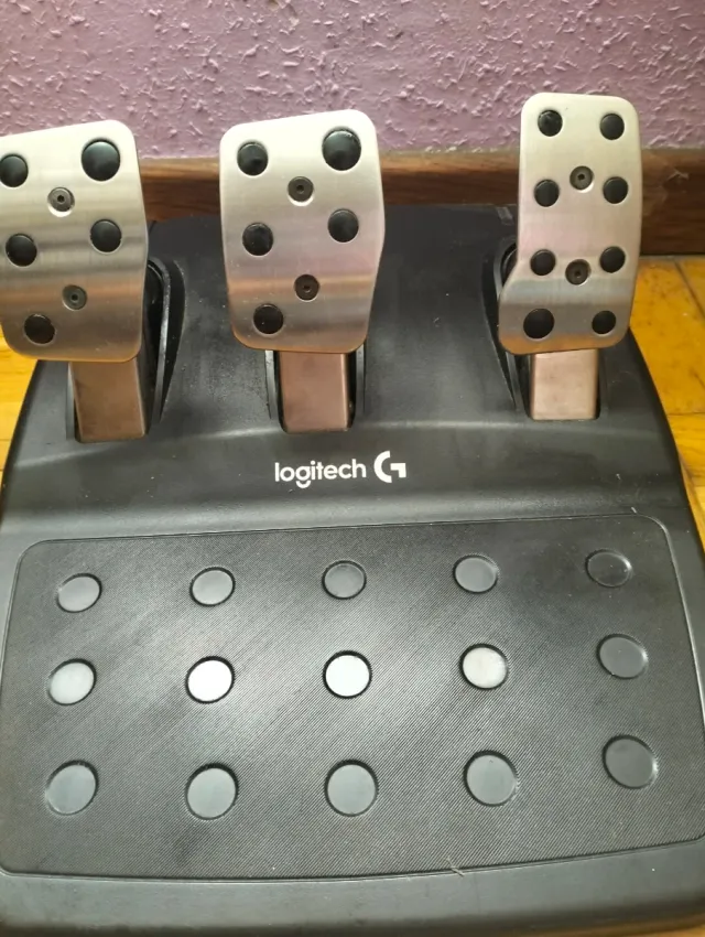 Volante y Pedales Logitech G29 PS4/5 y PC