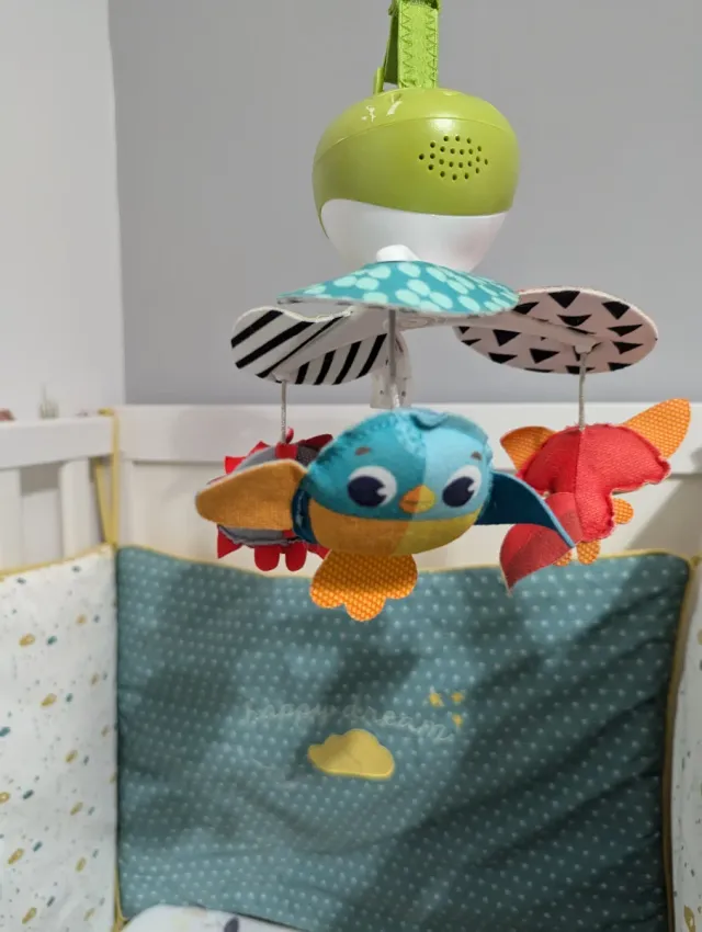 Móvil musical para cuna, con 3 animal que giran