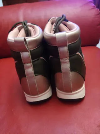 Botines Menbur verde y rosa