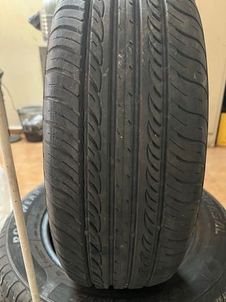 Neumáticos de coche