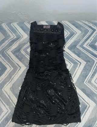 Vestido negro fiesta con pedrería