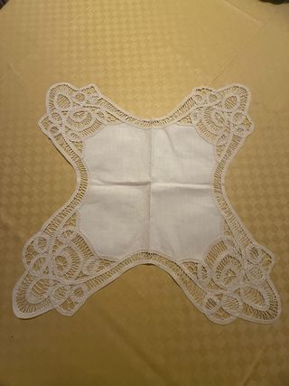 Centrino Lino Pizzo Avorio Forma X