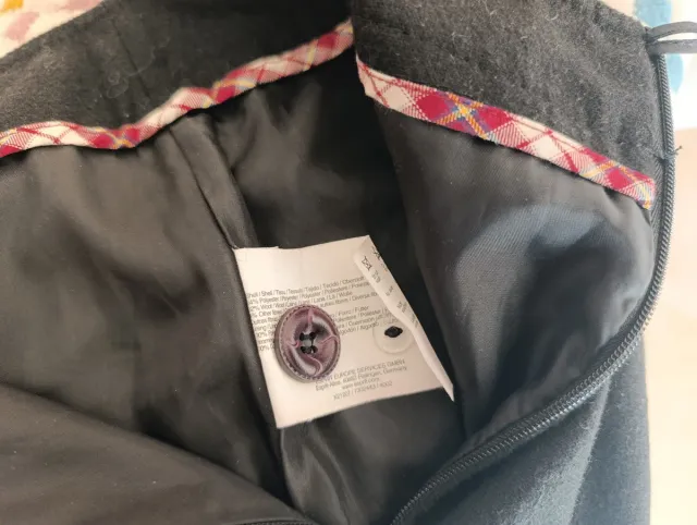 Falda Esprit Lana Negra Pliegues