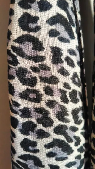 Pañuelo cuello estampado leopardo