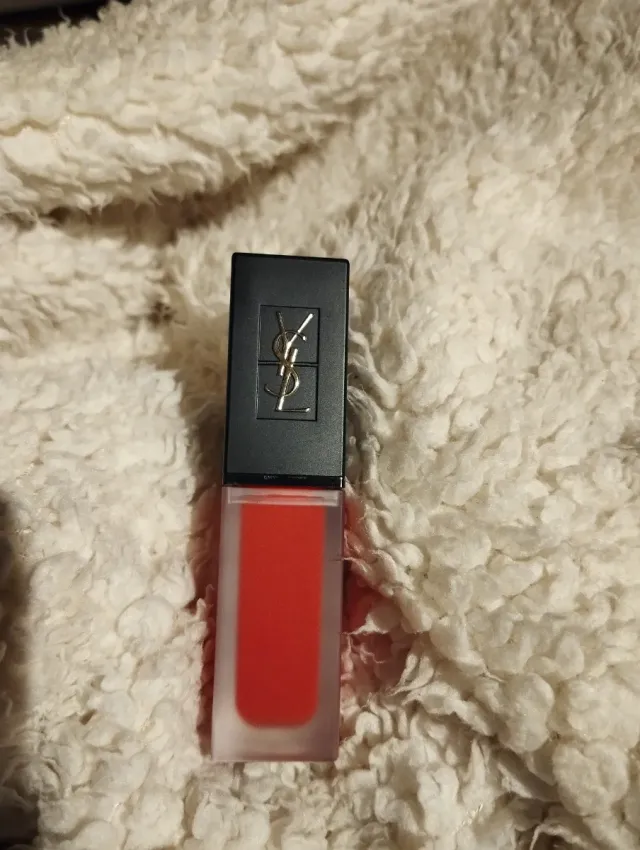 Tatuage couture Velvet crema YSL 220